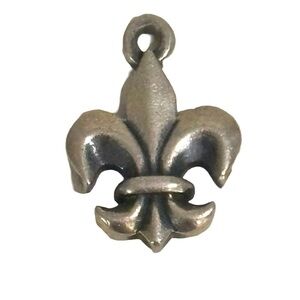James Avery Fleur De Lis Charm or Pendant Retired Saints
Sterling Silver 925